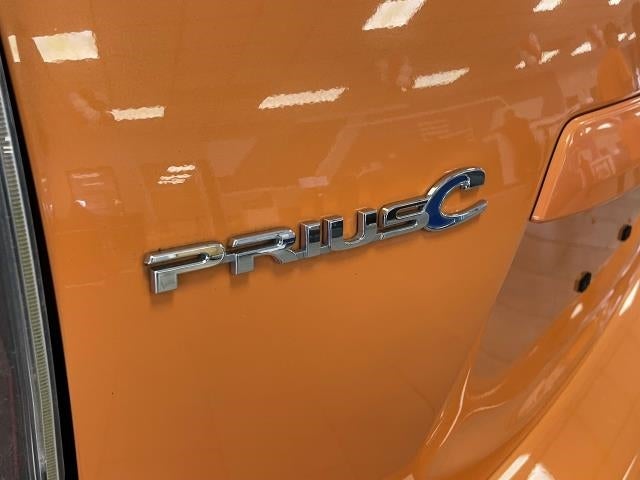2018 Toyota Prius c Two (Natl)